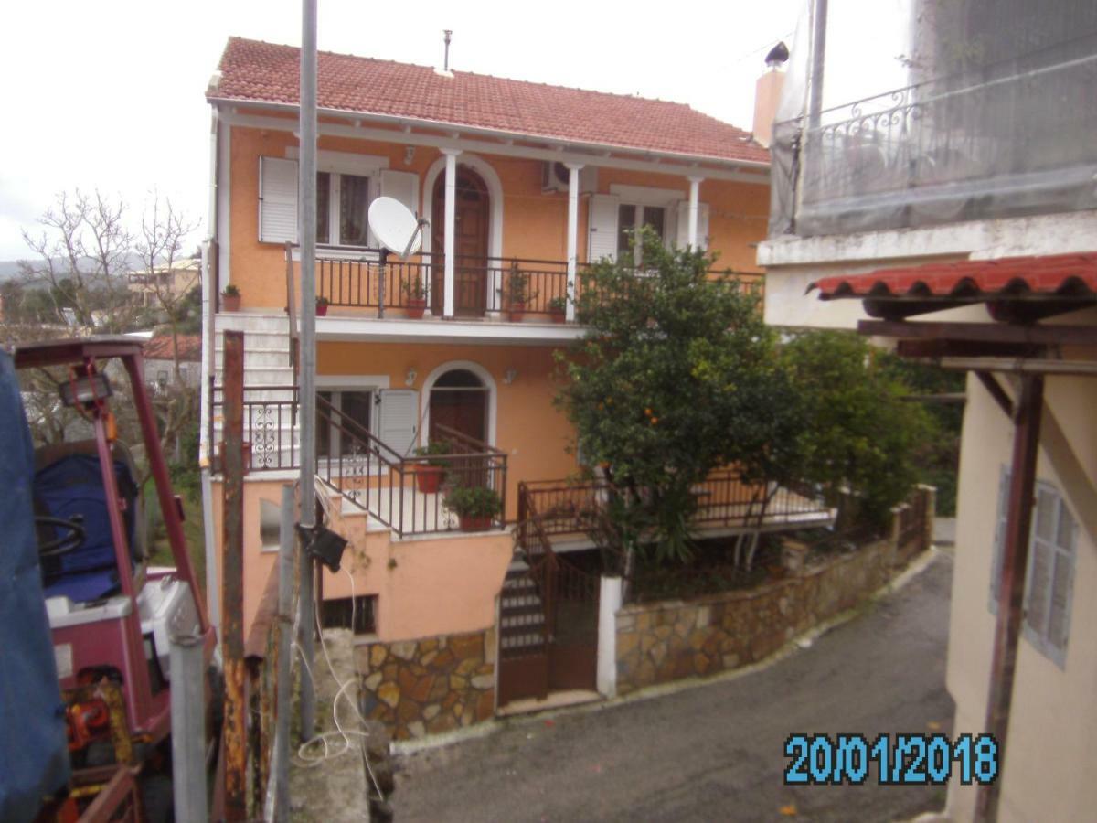 George'S House Apartman Ágios Matthaíos Kültér fotó