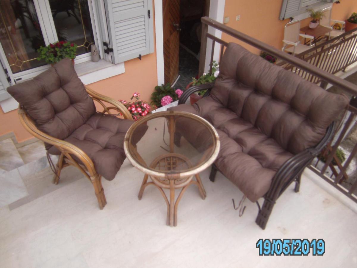 George'S House Apartman Ágios Matthaíos Kültér fotó