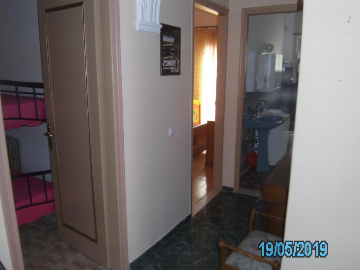 George'S House Apartman Ágios Matthaíos Kültér fotó