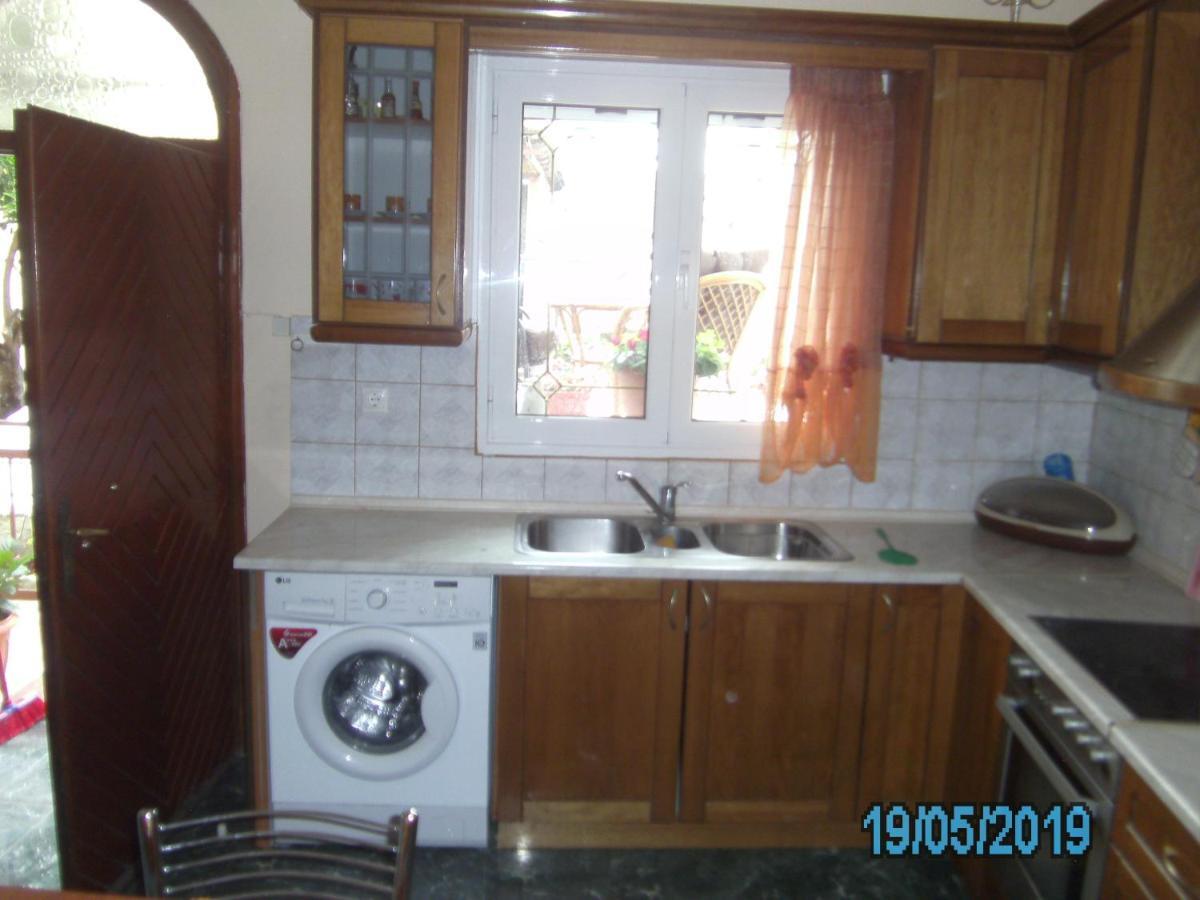 George'S House Apartman Ágios Matthaíos Kültér fotó